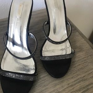 heels size 8.5/ 39 europe